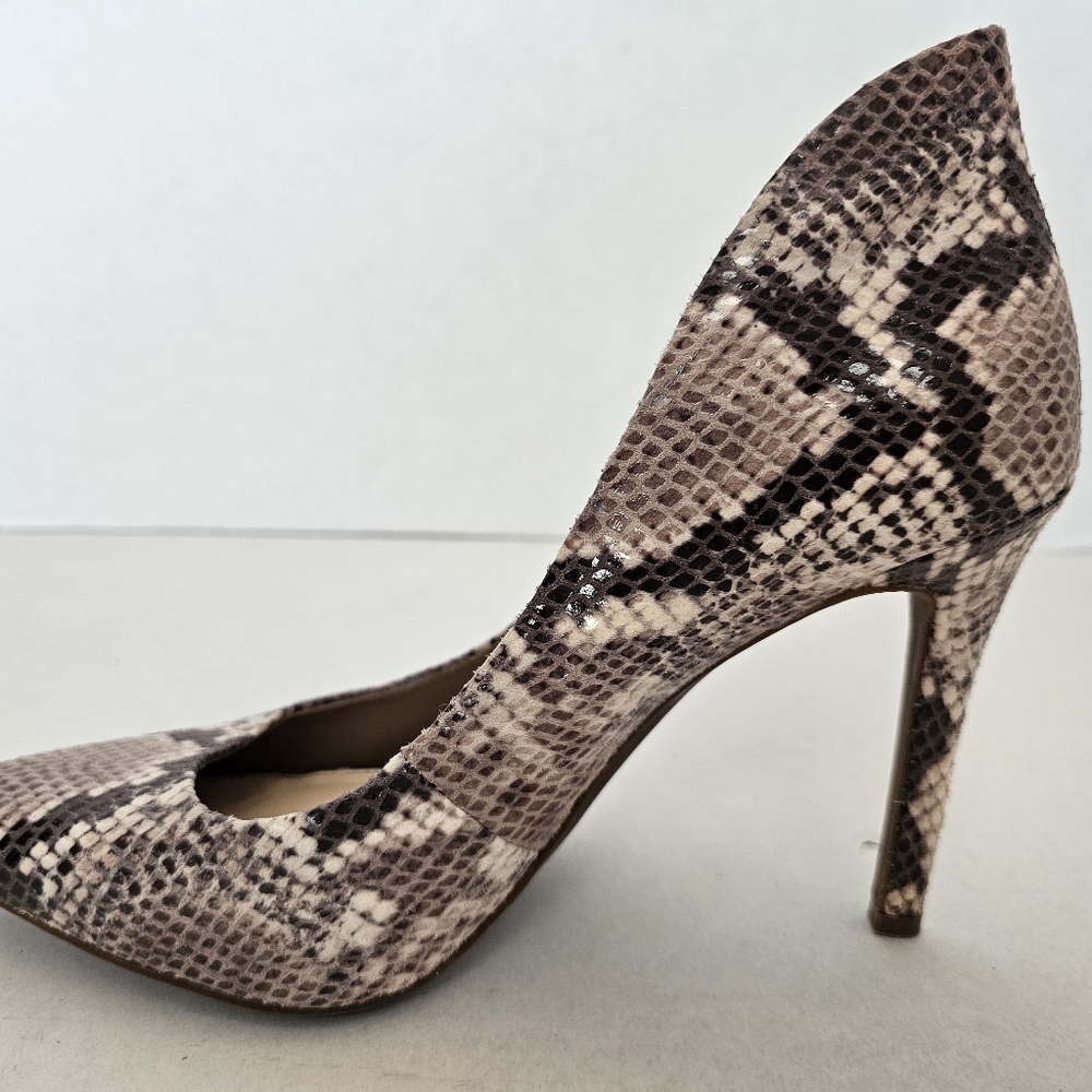 Jessica Simpson Womens Heels Size 8M Pumps Faux Snake Skin Pointed Toe - Picture 5 of 7